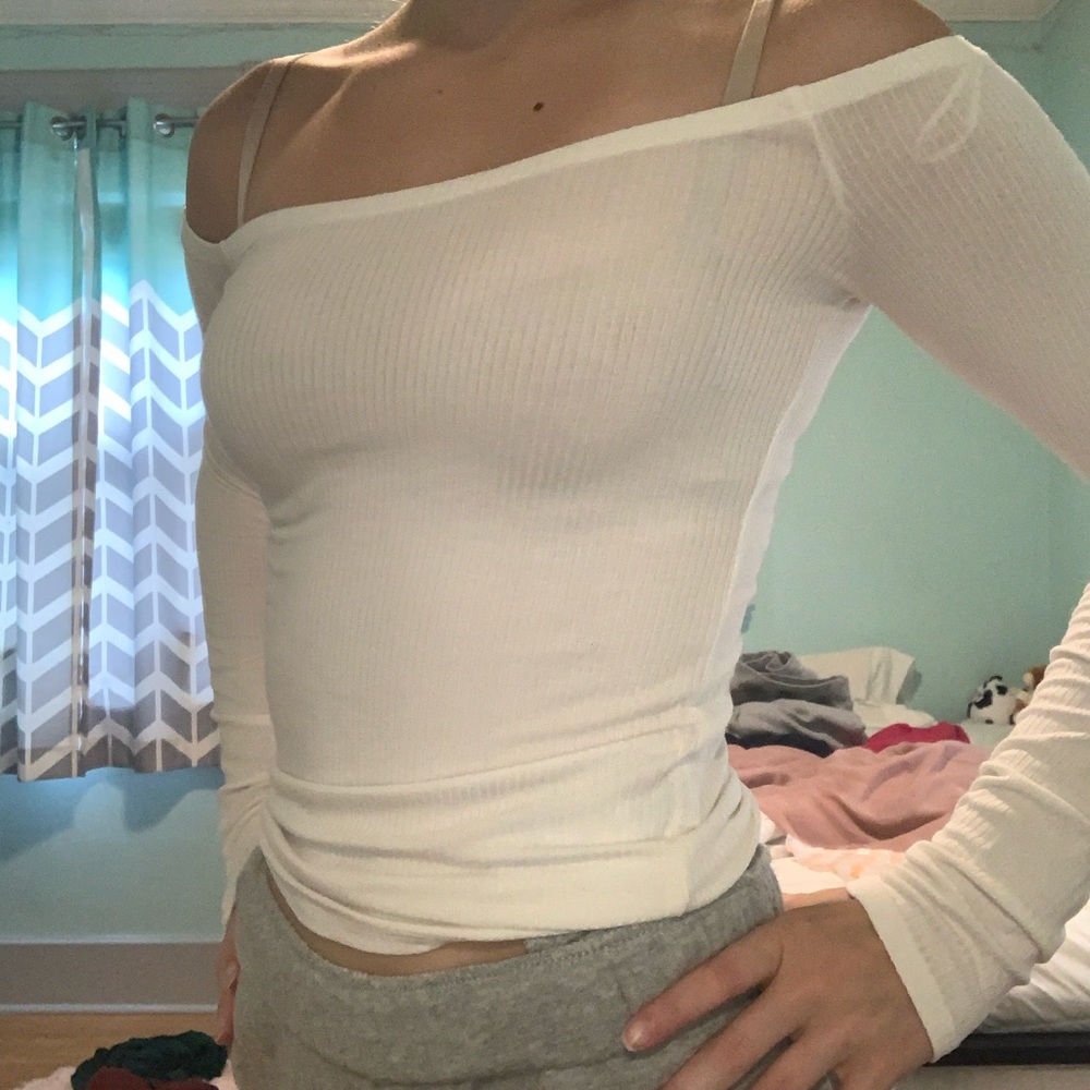 No shoulder top!